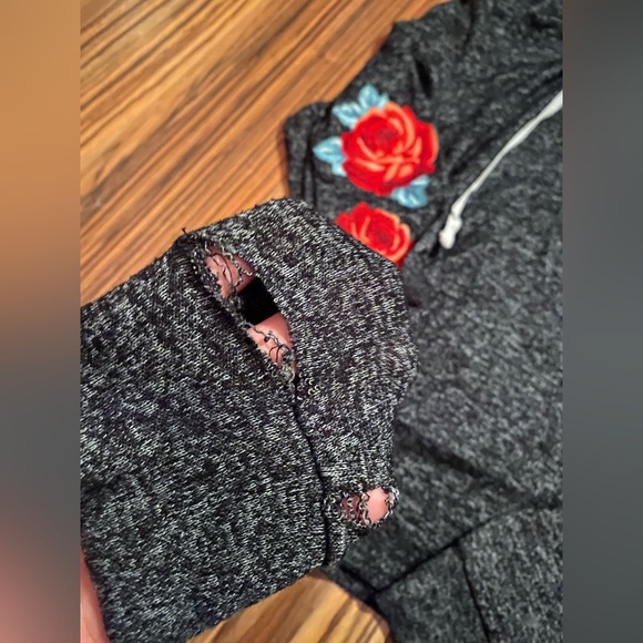 Pink hoodie​ - Picture 4 of 4